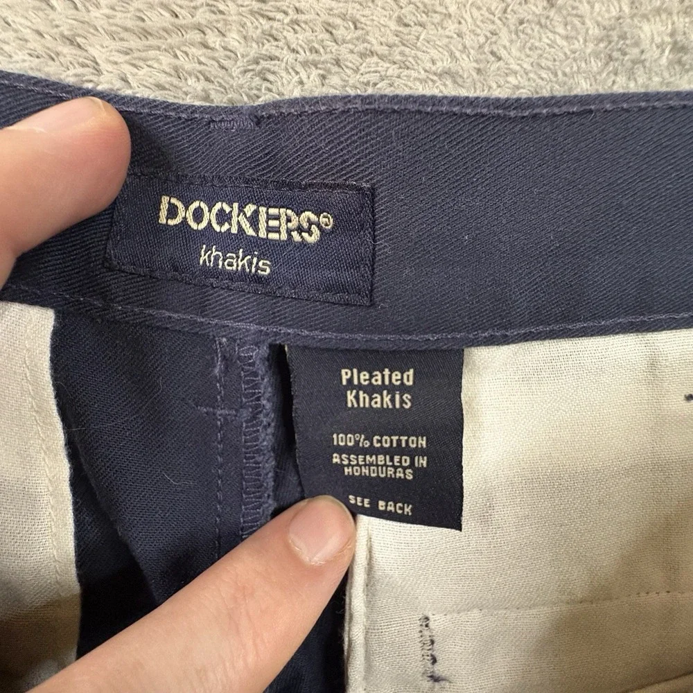 VTG 90s Dockers Boys 14 (28.5x28.5) Navy Pleated Chino Pants SEE DESC